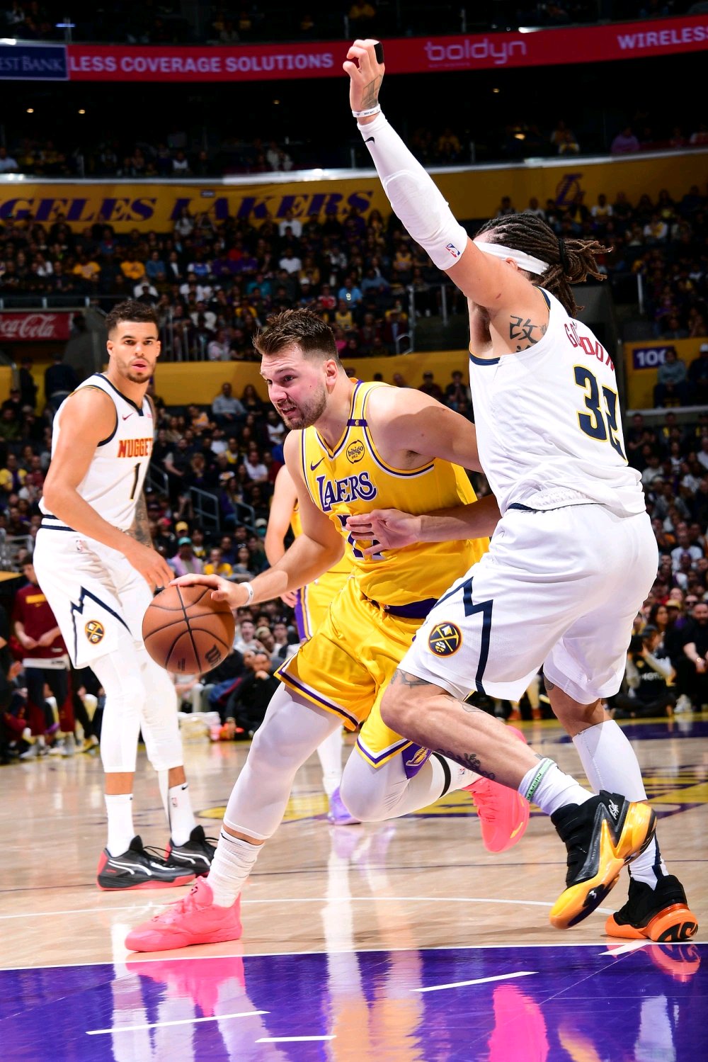 开云中国-包含洛杉矶湖人迎国王杯关键赛，窗口期造点机会，球迷炸锅，高层口径保持一致的词条